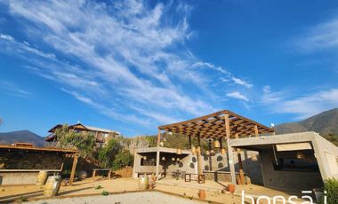 Versátil Propiedad En Venta, San Antonio De Las Minas