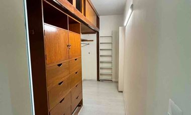 CASA EN VENTA EN LA MODERNA