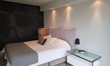 MODERNA CASA EN LA MOLINA DE 700 M2 CON 5 HABIT CON BAÑO, 3 ESTAC, $ 880,000