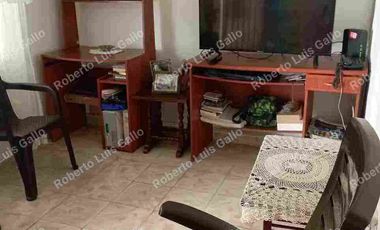 Vendo apto ( bajo ) cerca a la clínica del rosario en villa hermosa