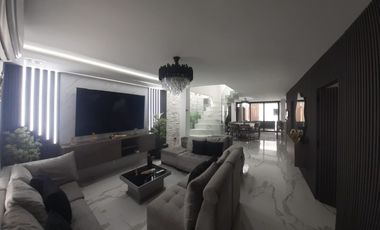 Alquiler de casa en Urb. Punta Esmeralda, via a la Costa Guayaquil