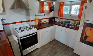 Casa en Venta - 3 Dormitorios + gran parque arbolado - Ranqueles entre Mansilla y Av. del Plata - Mar de las Pamp