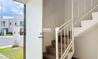 Casa de 2 pisos y 2 recámaras en La Estancia