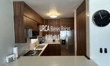 Casa en Venta en Fraccionamiento La Perla en Monterrey, Nuevo León