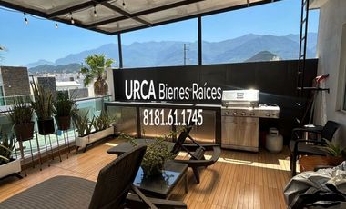 Casa en Venta en Fraccionamiento La Perla en Monterrey, Nuevo León