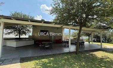 Terreno en Venta en Carretera Nacional, Zona El Uro