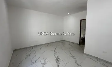 Casa en Venta en Lomas del Vergel