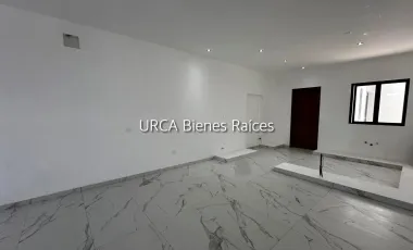 Casa en Venta en Lomas del Vergel