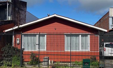 Se Vende Propiedad Calle Leon Gallo