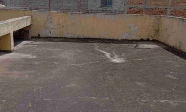 VENDO CASA SECTOR COLEGIO OTAVALO