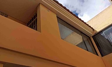 VENDO CASA SECTOR COLEGIO OTAVALO