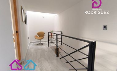 Casa en el Centro de Pachuca, Remodelada!