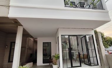 Rumah 2 Lantai Strategis dan Terjangkau, SHM Bebas Banjir 7 menit ke LRT Harjamukti Depok