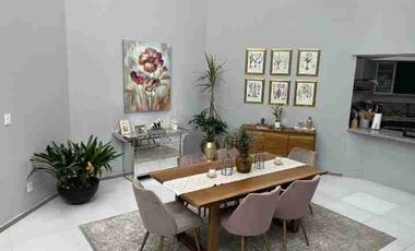 RESIDENCIA EN RENTA EN CLUB DE GOLF VALLE ESCONDIDO