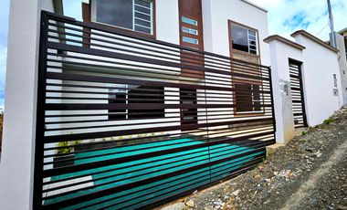 Casa por estrenar en San Juan Loma – 4 dormitorios, doble acceso privado.