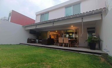 Casa en venta en Puerta Paraíso, Vía Atlixcáyotl San Andrés Cholula Puebla, 3 recámaras