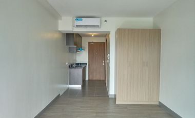 CONNOR23XX: For Rent Semi Furnished Studio with Balcony The Connor