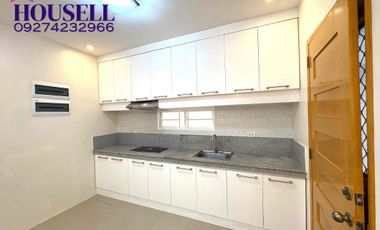 RFO Modern House FOR RENT