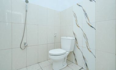 Rumah 16 Menit ke Mall Paradise Walk Serpong Dibantu KPR J-37095