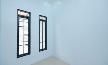 Rumah 16 Menit ke Mall Paradise Walk Serpong Dibantu KPR J-37095