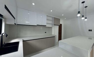 Ready for Viewing –Dream Home FOR SALE  in Colinas Verdes - 18.5M RUSH SALE