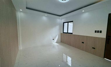 Colinas Verdes Estate: HOUSE AND LOT FOR SALE - 200 sqm Floor Area, 2-Car Garage  18.5M RUSH SALE