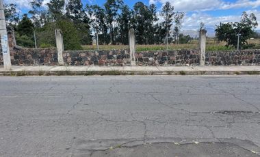 ¡Oportunidad Única! Terreno en Oyambarillo, Tababela - Vistas Impresionantes y Gran Potencial!