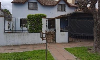 NUEVO VALOR APTO CREDITO Casa dos plantas 6 dormitorios