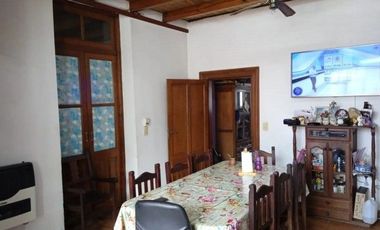 NUEVO VALOR APTO CREDITO Casa dos plantas 6 dormitorios