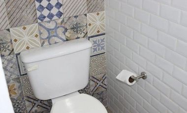 Casa triplex en el centro de Hurlingham