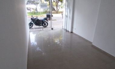 SE ARRIENDA LOCAL COMERCIAL EN PROVENZA