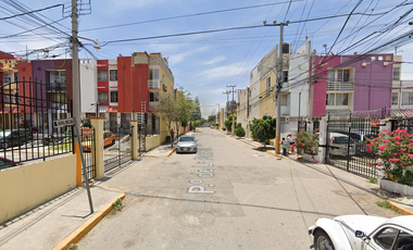 CASA EN RECUPERACIÓN BANCARIA EN CALLE SIERRA ORIZABA, FRACC. JOYAS DE CUATITLÁN, CUATITLÁN, EDOMEX. ¡NO S EACEPTAN CRÉDITOS!