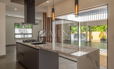 Casa en Venta, Lagos del Sol, Cancún