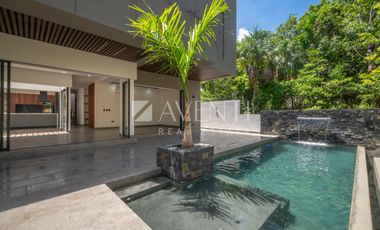 Casa en Venta, Lagos del Sol, Cancún