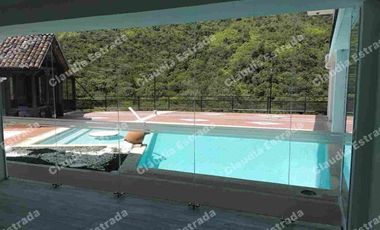 CASA PARA LA VENTA