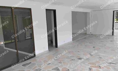 CASA PARA LA VENTA
