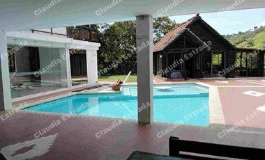 CASA PARA LA VENTA