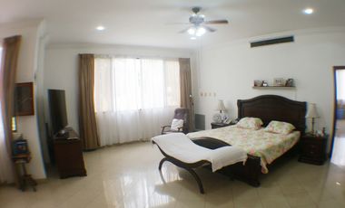 Alquiler Casa Mansión en Samborondón Primeros Kms - 4 dormitorios - Renta - C093