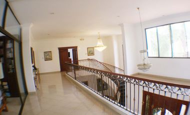 Alquiler Casa Mansión en Samborondón Primeros Kms - 4 dormitorios - Renta - C093