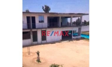 Terreno Con Piscina En Quilmaná De 1650 M2 Encañete