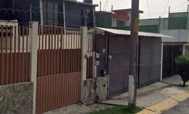 Casa en venta en  Tlalnepantla de Baz, Estado de México,Paseo de los Coches