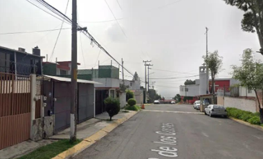 Casa en venta en  Tlalnepantla de Baz, Estado de México,Paseo de los Coches