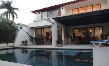 Villa en venta en  el PRINCESS con alberca privada y paneles solares. Con opción a Renta