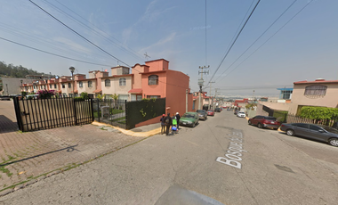 CASA EN RECUPERACIÓN BANCARIA EN BOSQUE DE CASTILLAS, COND. REAL DEL BOSQUE, TULTITLÁN, EDOMEX. ¡NO SE ACPETAN CRÉDITOS!