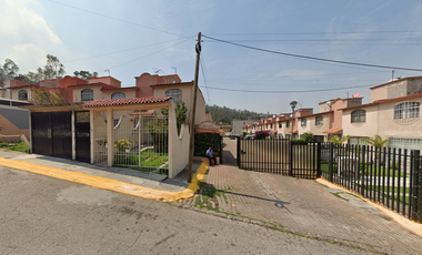 CASA EN RECUPERACIÓN BANCARIA EN BOSQUE DE CASTILLAS, COND. REAL DEL BOSQUE, TULTITLÁN, EDOMEX. ¡NO SE ACPETAN CRÉDITOS!