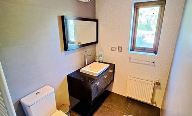 SE ARRIENDA MAGNIFICA PARCELA CON CASA DE 700MT2 EN CONSOMINIO LA AURORA DE CURACAVI