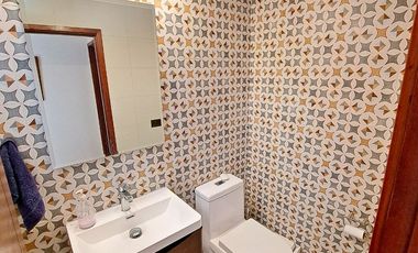 SE ARRIENDA MAGNIFICA PARCELA CON CASA DE 700MT2 EN CONSOMINIO LA AURORA DE CURACAVI