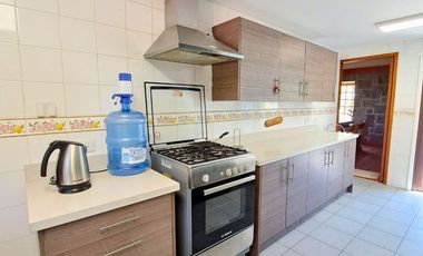 SE ARRIENDA MAGNIFICA PARCELA CON CASA DE 700MT2 EN CONSOMINIO LA AURORA DE CURACAVI