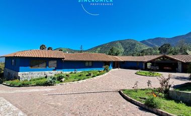 SE ARRIENDA MAGNIFICA PARCELA CON CASA DE 700MT2 EN CONSOMINIO LA AURORA DE CURACAVI