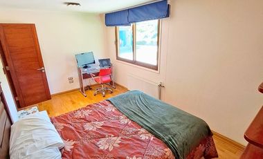 SE ARRIENDA MAGNIFICA PARCELA CON CASA DE 700MT2 EN CONSOMINIO LA AURORA DE CURACAVI